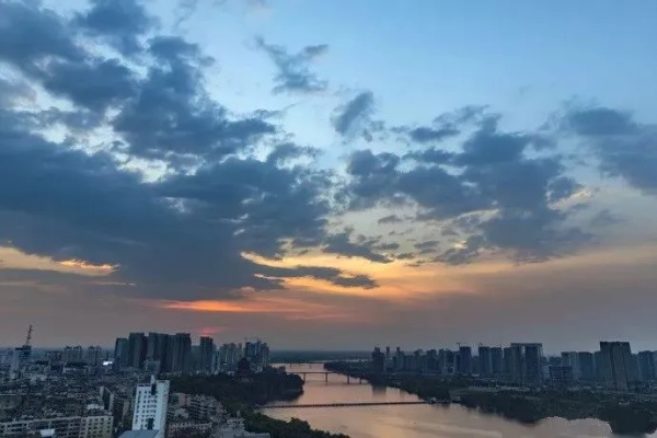 鹰潭天气，在四季流转中感受小城的呼吸